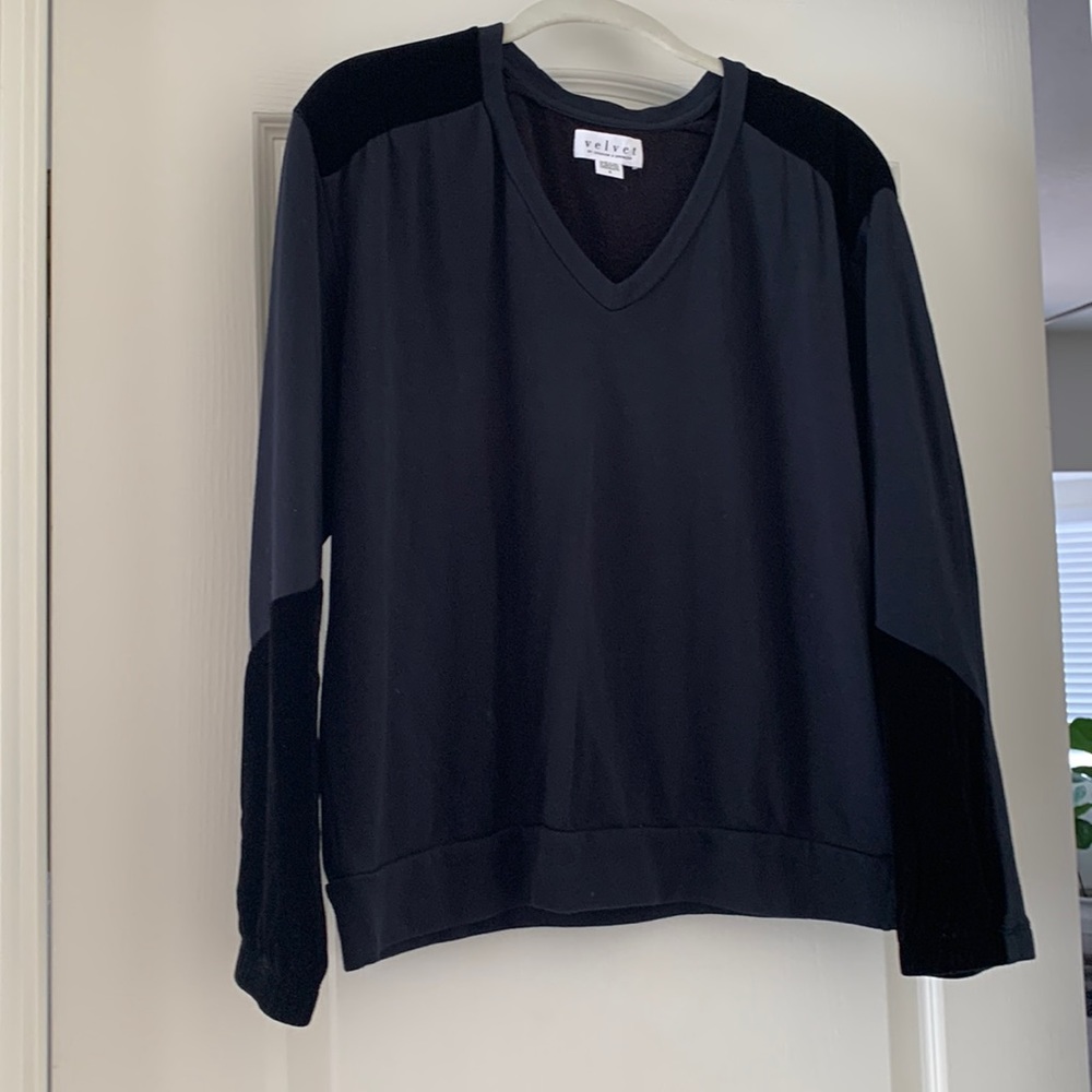 Velvet by graham & spencer top